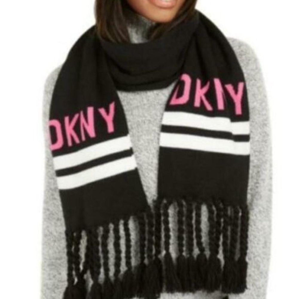 DKNY logo stadium hot pink winter women's scarf with fringe NWT